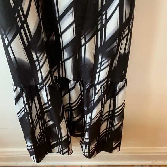 Parker Backless Printed Ruffle Hem Maxi Dress - Picture 5 of 7